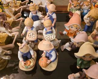 Denim days figurines
