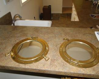 Porthole mirrors