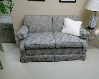 Such a lovely vintage loveseat