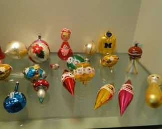 De Carlini ornaments too
