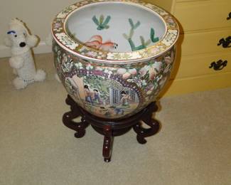 Oriental inspired large bowl with stand. Would make a great fishbowl