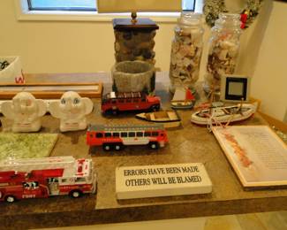Small items for decoration