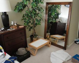 Lots and lots of great items for sale at this one