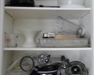 More kitchen items, and yes we are not going to leave things in this condition