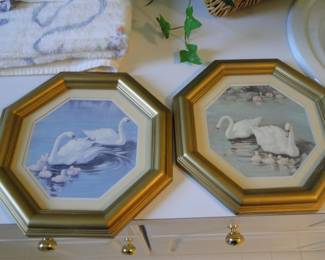 Pair of swan art pieces