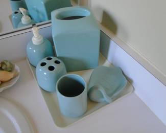 Vintage blue bathroom set