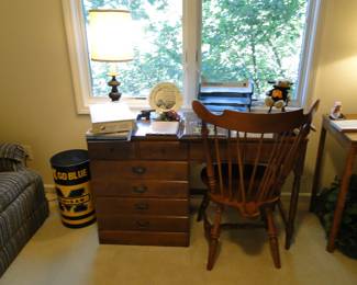 Ethan Allen desk and matching chair
