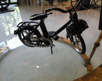 Moped art