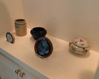 More small pottery pieces