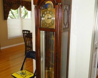 Beautiful Westminster, Grandfather clock
