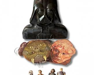 80 VintageStarWarsActionFigureLotDarthVaderCaseKennerFigures