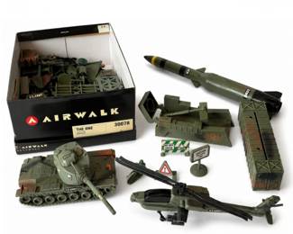83 VintageMilitaryToys
