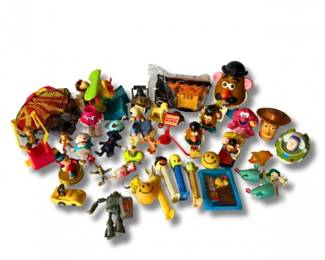 79 VintageFastFoodPremiumToyPEZDisneyPixarBurgerKingMcDonalds