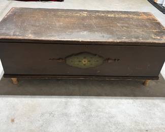 Lane Cedar Chest