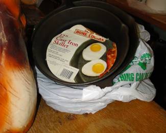 We have cast iron skillet sets too