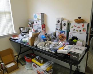 Kitchen sundries. Sundries, what a funny word. Just like Davenport