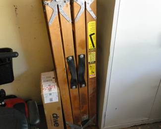 Attic ladder