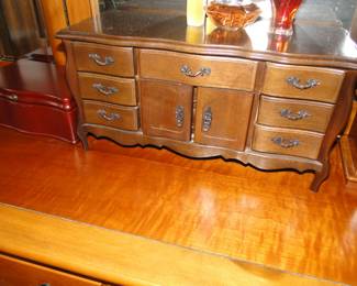 Chest like jewelry holder. Because it looks like a chest