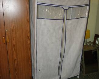 Clothing closet