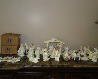 The Bradford Exchange, complete nativity scene