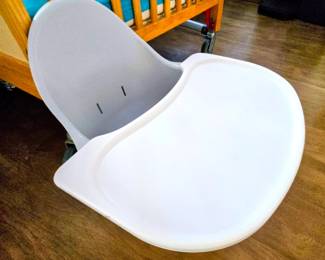 High chair 
