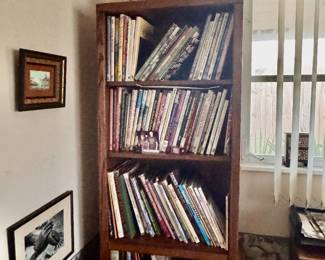 Hundreds of art books 