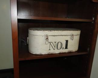 No. 1 storage case