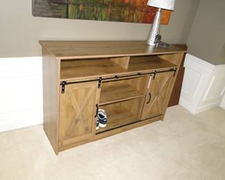 Media cabinet