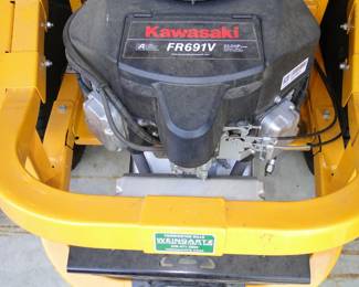 This model of zero turn has the Kawasaki motor