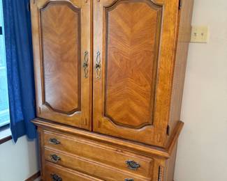 Armoire
