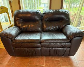 Leather Recliner Sofa 