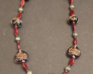 Artisan Lampwork Glass Bead Necklace