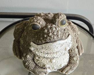 Carruth Studio Todds Mom Toad Statue