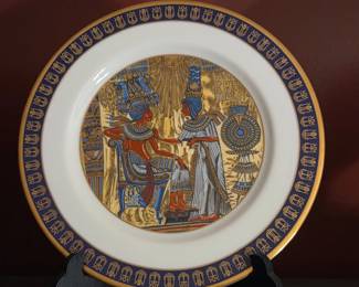 The Throne of Tutankhamun Collectors Plate by The Ghent Collection