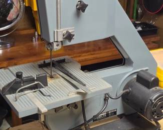 Delta  Bandsaw