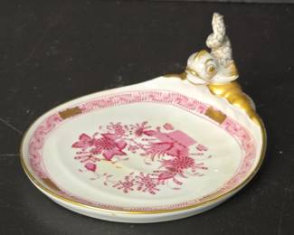 Herend Porcelain HandPainted Trinket Dish with Fish Finial  Chinese Bouquet Raspberry Pattern second image