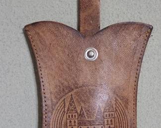 Pcs Leather Keychain with Building Depiction