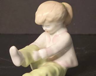 Budapest Quincum Porcelain Figurine of a Girl