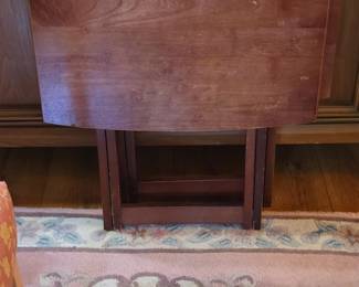 Winsome Wood Darryl Piece Oversized Folding TV Tray Table Set