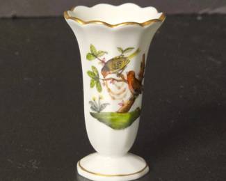 Herend Porcelain Rothschild Bird Handpainted Vase
