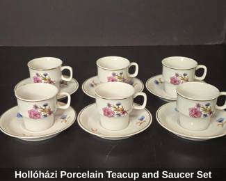 Hollhzi Porcelain Teacup and Saucer Set