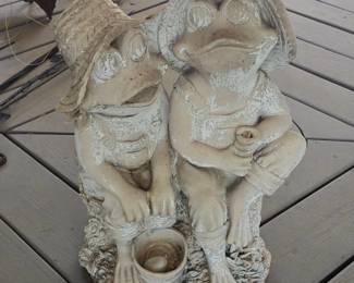 Campania International Gone Fishin Frog Statue