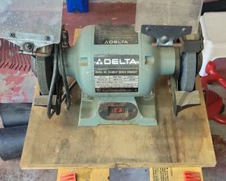 Delta  Bench Grinder
