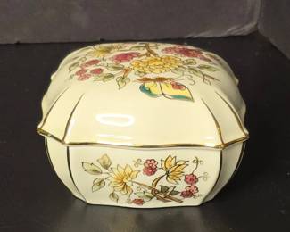 Zsolnay Pecs HandPainted Porcelain Bonbonniere