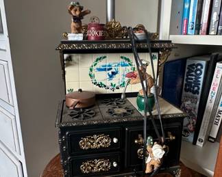 Cherished Teddies "Cooking for Christmas" Victorian Stove Figurine