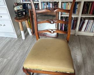 Antique Chippendale Style Mahogany Ribbon Back Side Chair