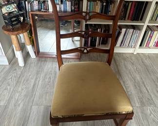 Antique Chippendale Style Mahogany Ribbon Back Side Chair