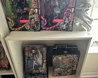 Monster High Dolls Collection - Invisi Billy, Operetta, Kiyomi Haunterly, and More