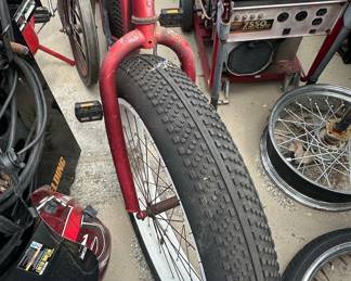 Mongoose "Lowrider" Style Bicycle