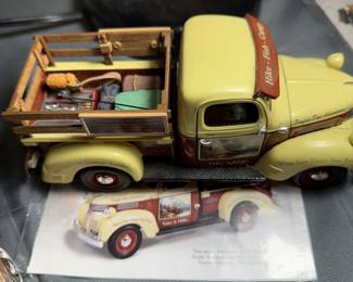 Ertl 1/25 scale die-cast 1947 Dodge pickup truck from the Thomas Kinkade "Rustic Retreats"